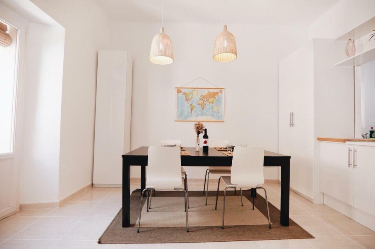 Amparito Apartment - Casc Antic Tarragona Eksteriør bilde