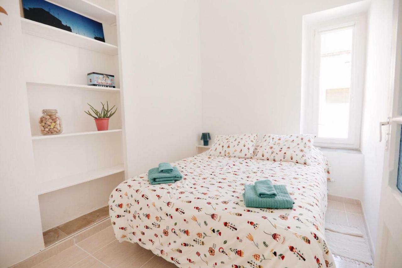 Amparito Apartment - Casc Antic Tarragona Eksteriør bilde