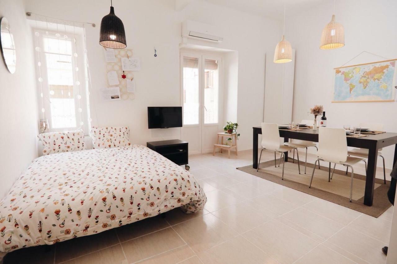 Amparito Apartment - Casc Antic Tarragona Eksteriør bilde